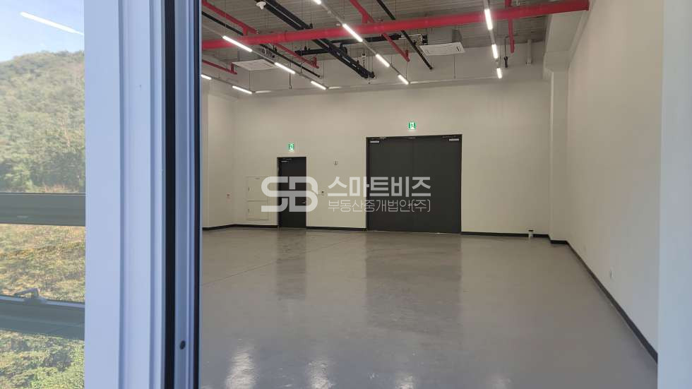 경기 고양덕양구 향동동 지엘메트로시티향동 5톤화물차량진입 드라이브인 월세 매물번호 10255 사진 2